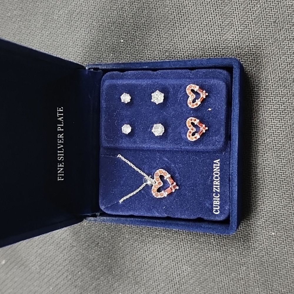 Heart necklace and earring set